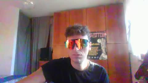 Snapshot of sinvi1915 chatting on October 2025 03:56:02 PM sinvi1915 online show from October 2025 03:56:02 PM