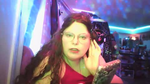 Siofra online show from January 2025 09:48:02 PM