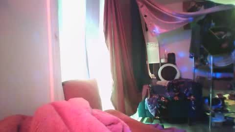 Siofra online show from February 2025 09:34:02 PM