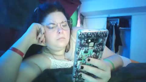Siofra online show from February 2025 04:50:01 PM