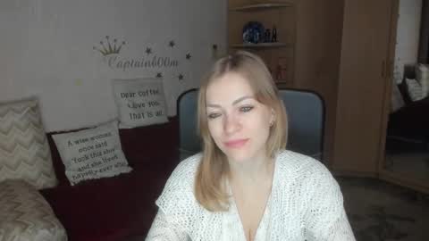 Snapshot of sirenasilk chatting on October 2025 03:18:02 AM sirenasilk online show from October 2025 03:18:02 AM