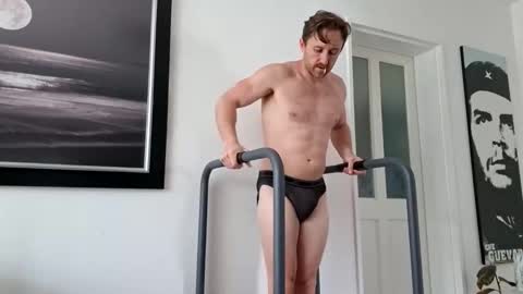 Giovanni online show from October 2025 09:09:01 AM