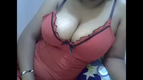 Snapshot of sisibrown97 chatting on January 2025 09:33:02 AM brown online show from January 2025 09:33:02 AM