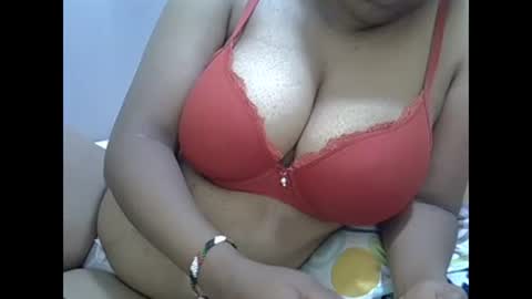 Snapshot of sisibrown97 chatting on January 2025 09:24:01 AM brown online show from January 2025 09:24:01 AM