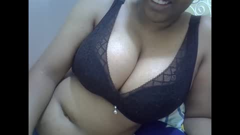 Snapshot of sisibrown97 chatting on September 2025 03:22:02 PM brown online show from September 2025 03:22:02 PM