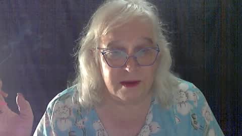 Sissy Diane online show from November 2025 12:33:01 AM