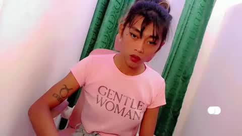 Sizka online show from October 2025 06:52:02 PM