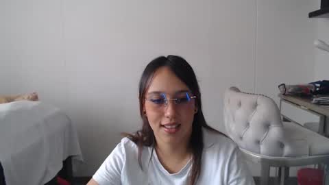 Alice online show from February 2025 07:07:01 PM