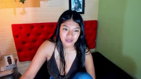 Skarlet online show from March 2025 07:06:01 PM