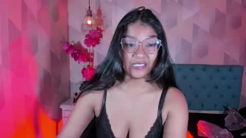 Skarlet online show from October 2025 11:43:01 PM