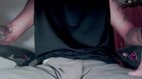 Snapshot of skateboy444 chatting on October 2025 04:06:02 PM king online show from October 2025 04:06:02 PM