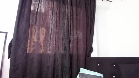Skay Sanchez   online show from March 2025 08:43:02 PM