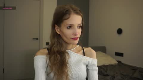 Emily online show from September 2025 05:12:02 PM