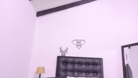 Snapshot of skinny_hottie18 chatting on December 2024 01:38:02 PM skinny_hottie18 online show from December 2024 01:38:02 PM