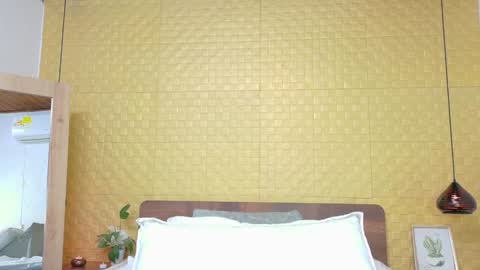 Snapshot of skinny_hottie18 chatting on January 2025 11:19:02 PM skinny_hottie18 online show from January 2025 11:19:02 PM