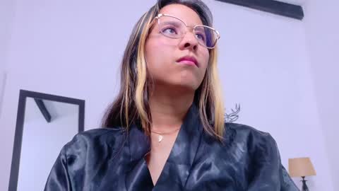 Snapshot of skinny_hottie18 chatting on February 2025 01:54:02 PM skinny_hottie18 online show from February 2025 01:54:02 PM