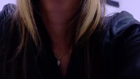 Snapshot of skinny_hottie18 chatting on February 2025 05:29:01 PM skinny_hottie18 online show from February 2025 05:29:01 PM