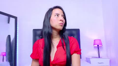 Snapshot of skinny_hottie18 chatting on September 2025 02:05:02 PM skinny_hottie18 online show from September 2025 02:05:02 PM