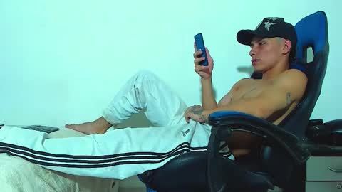 Snapshot of skinny_marked chatting on November 2025 07:51:02 PM skinny marked online show from November 2025 07:51:02 PM