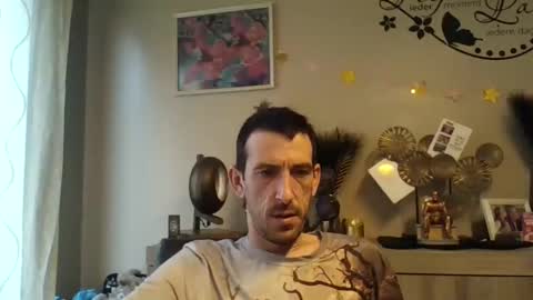 Snapshot of skinnybigcock2 chatting on December 2024 09:21:02 AM SkinnyBigCock2 online show from December 2024 09:21:02 AM