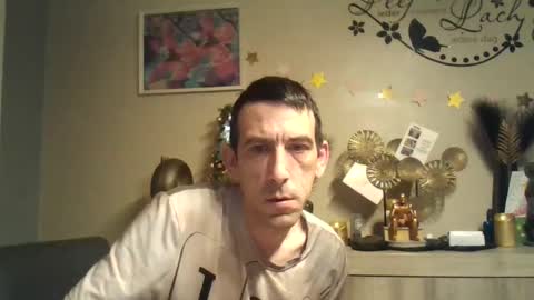 Snapshot of skinnybigcock2 chatting on December 2024 06:56:01 AM SkinnyBigCock2 online show from December 2024 06:56:01 AM
