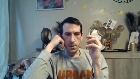 Snapshot of skinnybigcock2 chatting on January 2025 07:56:01 AM SkinnyBigCock2 online show from January 2025 07:56:01 AM