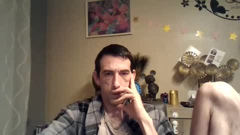 Snapshot of skinnybigcock2 chatting on January 2025 04:37:02 AM SkinnyBigCock2 online show from January 2025 04:37:02 AM
