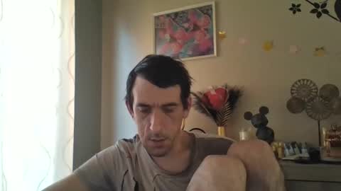 Snapshot of skinnybigcock2 chatting on February 2025 07:53:02 AM SkinnyBigCock2 online show from February 2025 07:53:02 AM