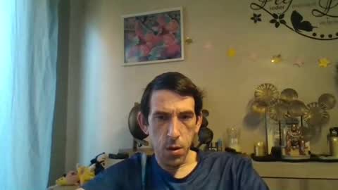 Snapshot of skinnybigcock2 chatting on March 2025 07:12:02 AM SkinnyBigCock2 online show from March 2025 07:12:02 AM