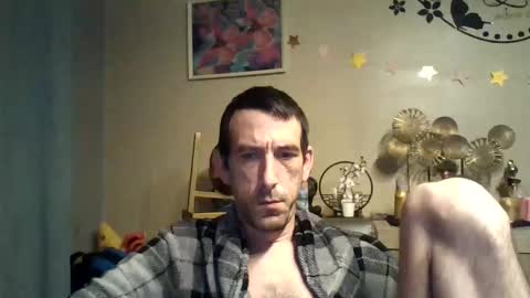 Snapshot of skinnybigcock2 chatting on October 2025 04:04:02 AM SkinnyBigCock2 online show from October 2025 04:04:02 AM