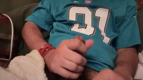 Snapshot of skinnyguyfun chatting on February 2025 01:55:02 AM skinnyguyfun online show from February 2025 01:55:02 AM