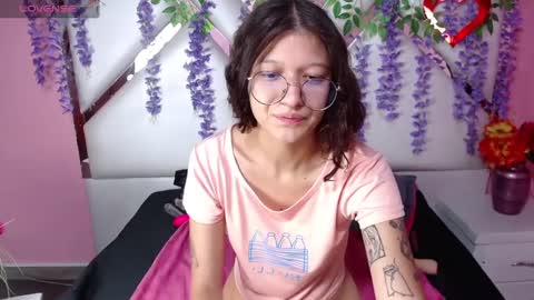  SKINNYHORNY   online show from January 2025 10:42:01 AM