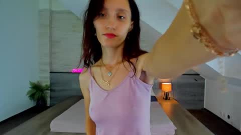 Julia online show from November 2025 05:30:02 AM