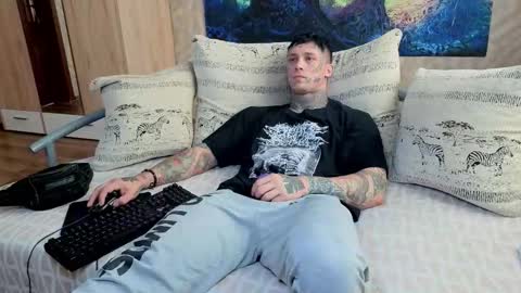 skirlingod online show from September 2025 05:18:02 AM
