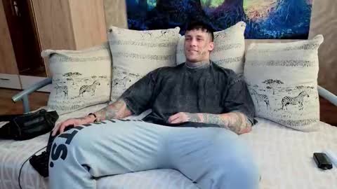 skirlingod online show from September 2025 04:58:02 AM
