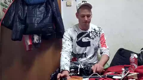 Snapshot of sklave99817 chatting on October 2025 01:13:02 AM sklave99817 online show from October 2025 01:13:02 AM