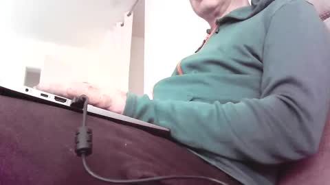 Slave Frank online show from January 2025 08:32:02 AM