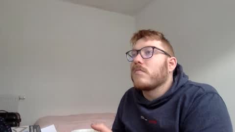 sklave_s online show from January 2025 12:37:01 PM