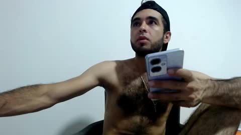 Snapshot of skulldark96 chatting on November 2025 05:43:02 AM Noah Mood online show from November 2025 05:43:02 AM