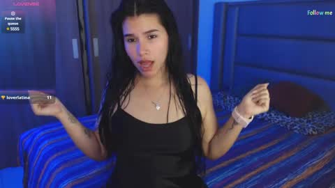 Snapshot of sky_lover_ chatting on December 2024 03:46:02 PM Sky online show from December 2024 03:46:02 PM