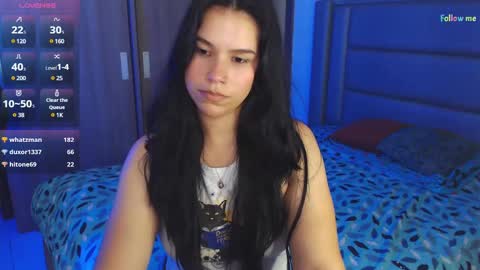 Snapshot of sky_lover_ chatting on January 2025 07:27:02 PM Sky online show from January 2025 07:27:02 PM