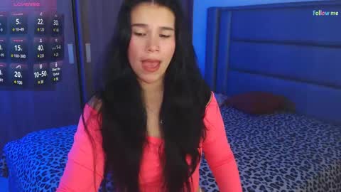 Snapshot of sky_lover_ chatting on January 2025 09:28:01 AM Sky online show from January 2025 09:28:01 AM