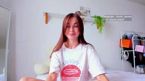 Skylar online show from September 2025 09:22:02 AM