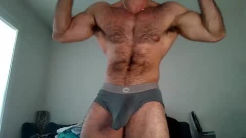 Skyler Flexes online show from September 2025 10:43:01 PM