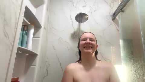 Snapshot of skywinters chatting on January 2025 03:18:01 PM Sky Winters online show from January 2025 03:18:01 PM