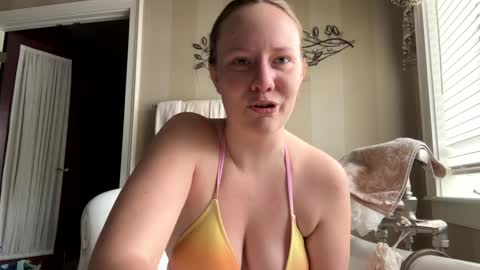 Snapshot of skywinters chatting on February 2025 03:17:02 PM Sky Winters online show from February 2025 03:17:02 PM