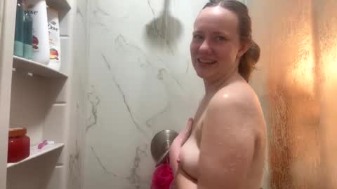 Snapshot of skywinters chatting on March 2025 07:49:01 PM Sky Winters online show from March 2025 07:49:01 PM