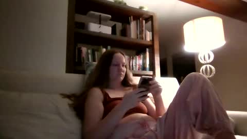 Snapshot of skywinters chatting on October 2025 10:51:02 PM Sky Winters online show from October 2025 10:51:02 PM