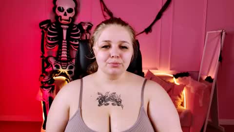 Snapshot of sladadeew chatting on October 2025 05:21:02 AM Slada Deew online show from October 2025 05:21:02 AM