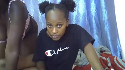 Alicia online show from November 2025 05:24:01 PM